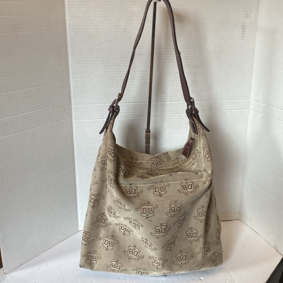 Vintage Dooney and Burke hobo bag. - Picture 2 of 16